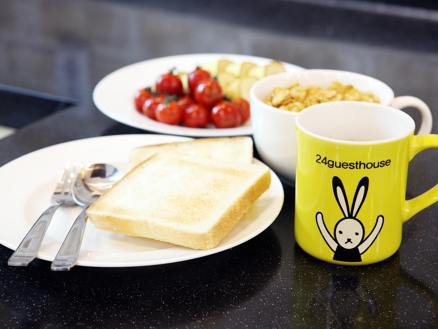 24 Guesthouse Myeongdong Avenue Seoul Eksteriør billede
